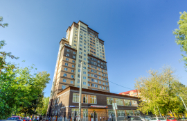 Жилой дом, 17 этажей с пристройкой